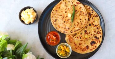 What is Paneer Paratha